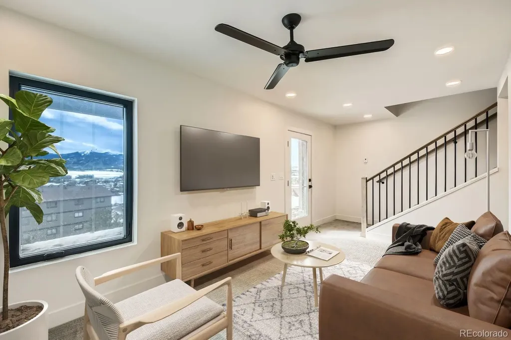 904 Wapiti Drive Fraser CO 80442