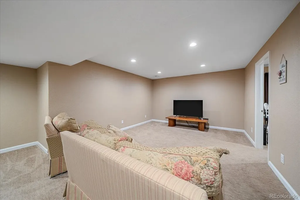 9609 Independence Drive Westminster CO 80021