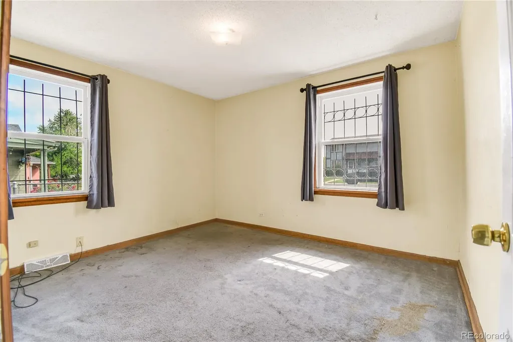 3725 N Jackson Street Denver CO 80205