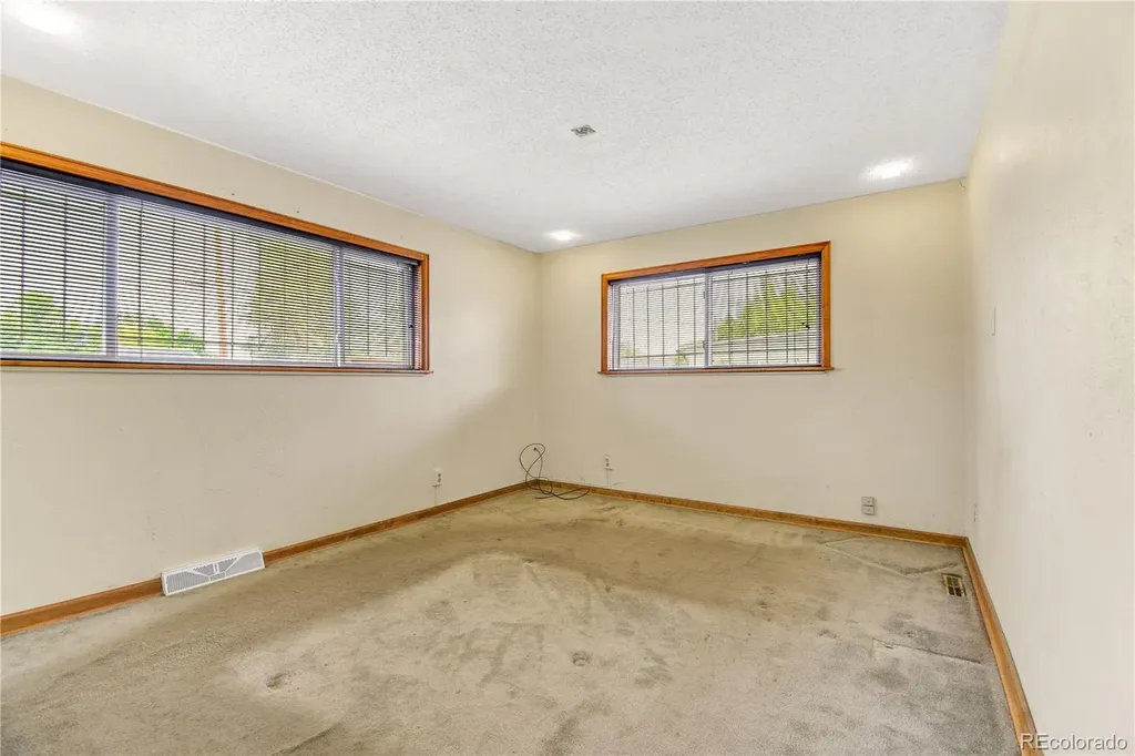3725 N Jackson Street Denver CO 80205