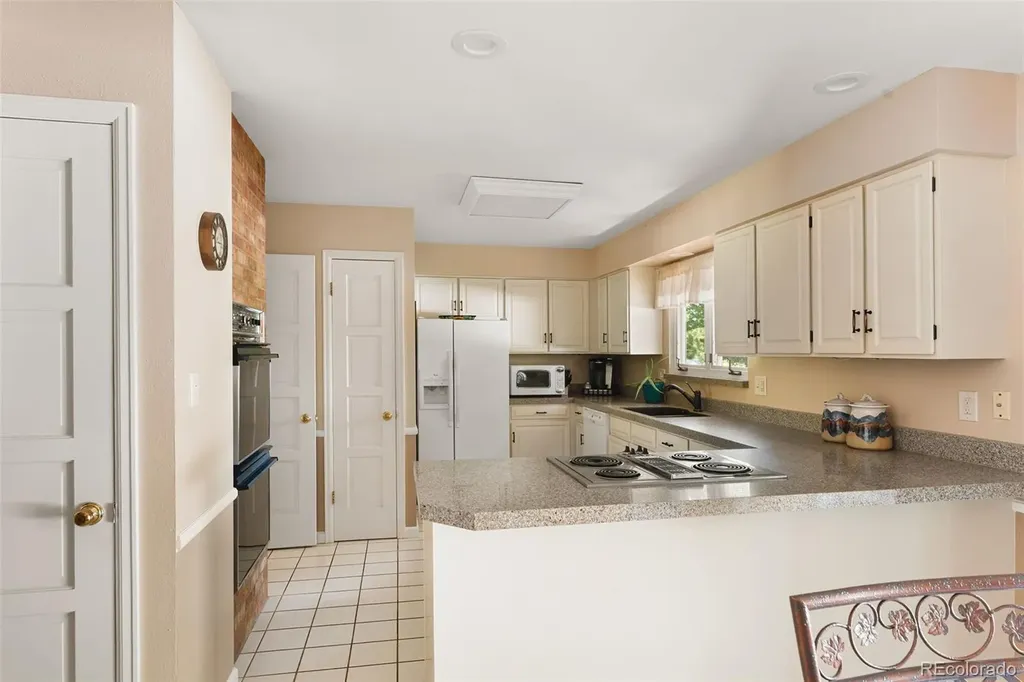 5816 S Lupine Drive Littleton CO 80123