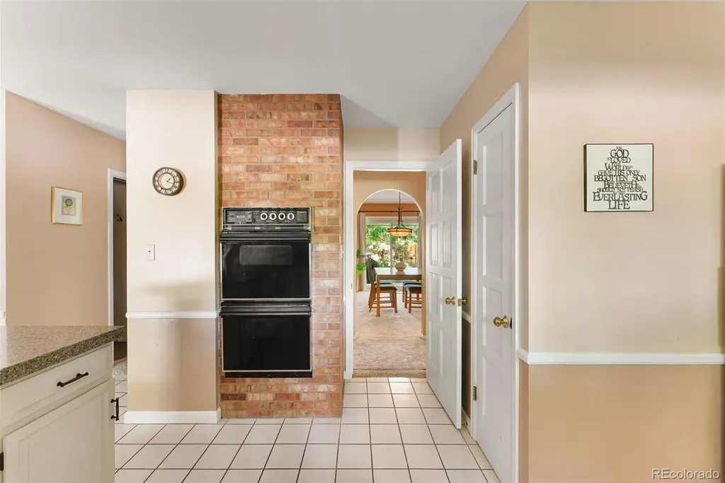 5816 S Lupine Drive Littleton CO 80123
