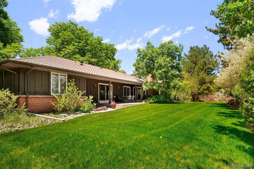 5816 S Lupine Drive Littleton CO 80123