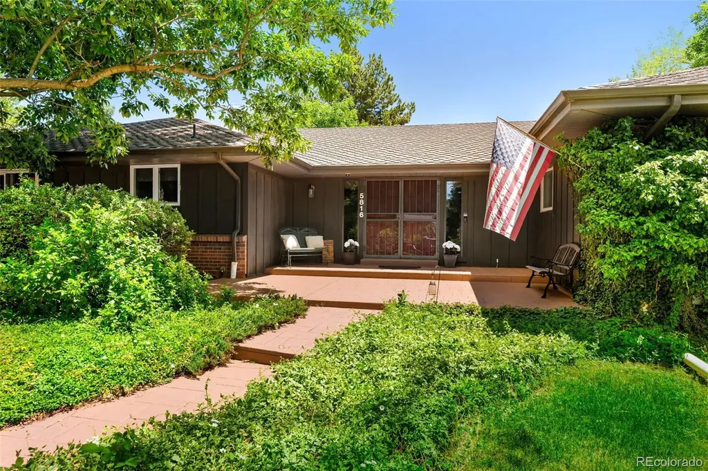 5816 S Lupine Drive Littleton CO 80123