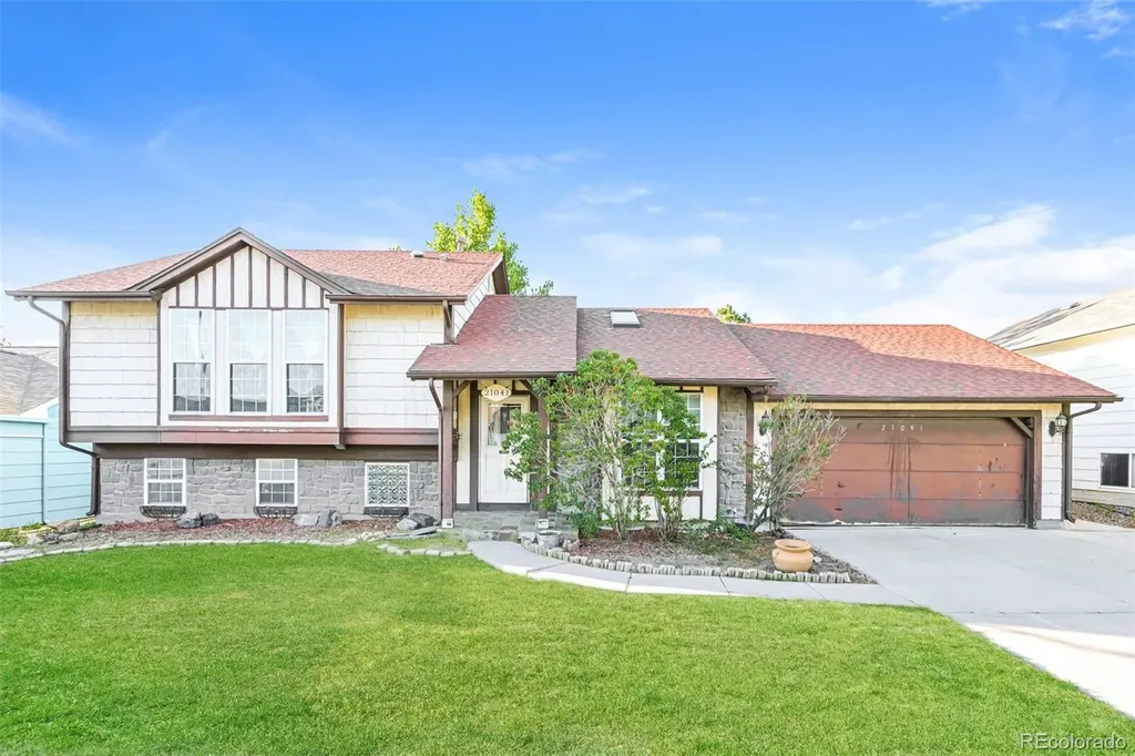 21041 E Ida Avenue Aurora CO 80015