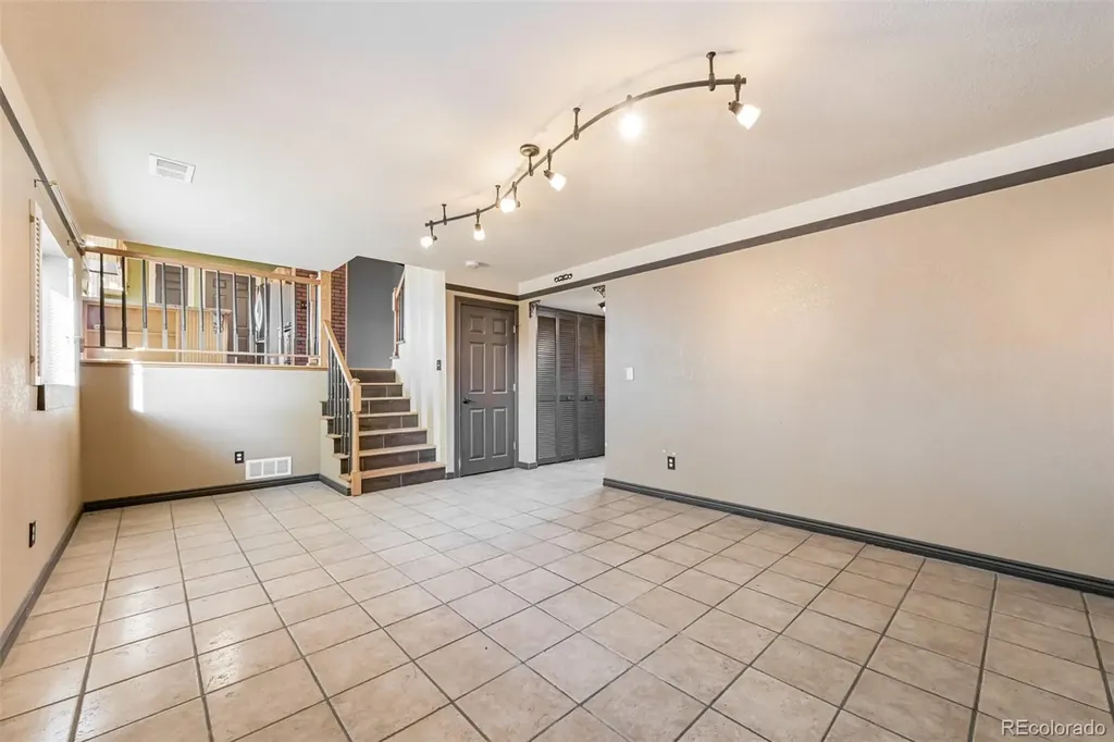 21041 E Ida Avenue Aurora CO 80015