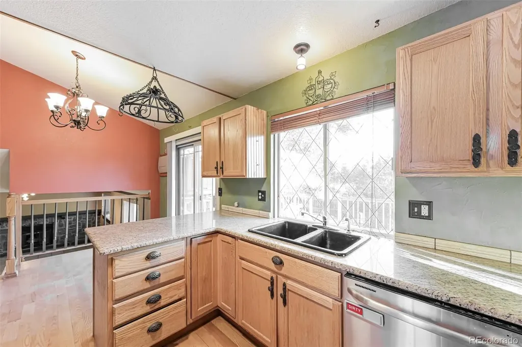 21041 E Ida Avenue Aurora CO 80015