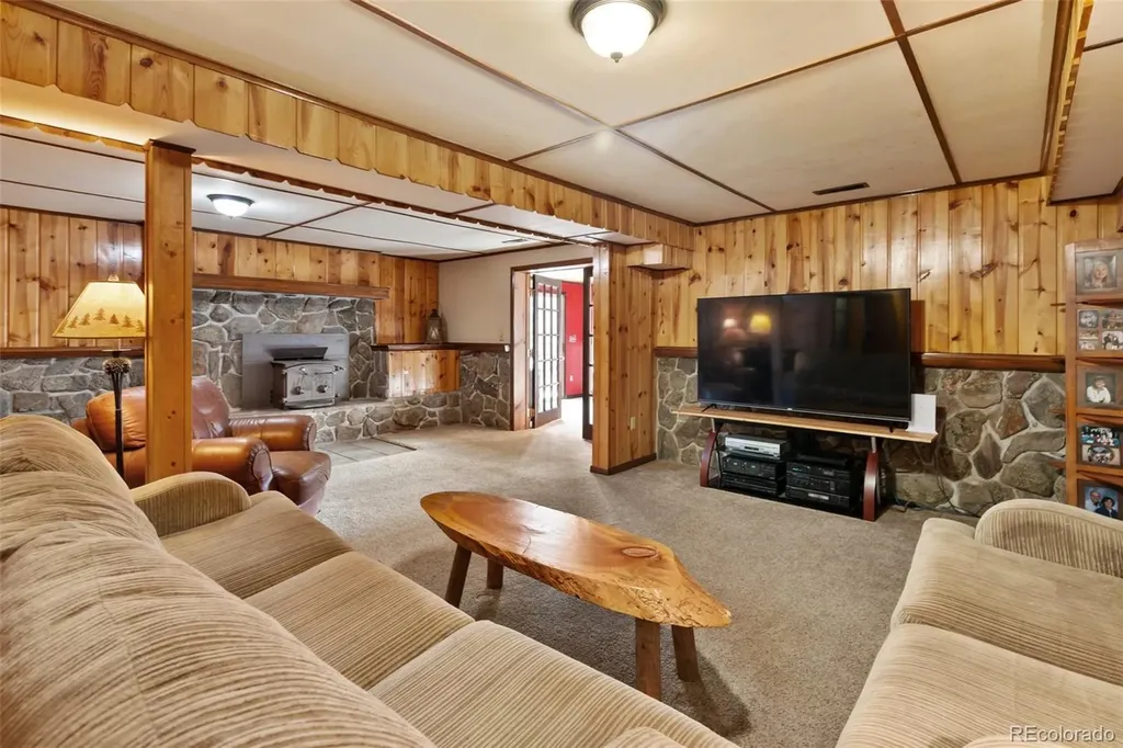 2809 Edlowe Road Woodland Park CO 80863