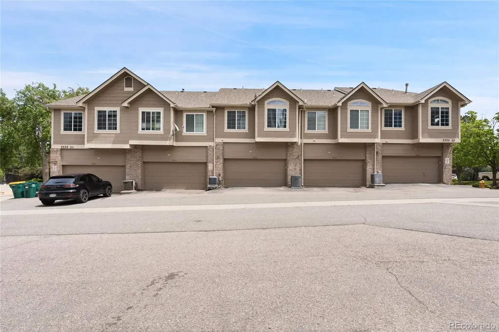 5555 E Briarwood Avenue Centennial CO 80122