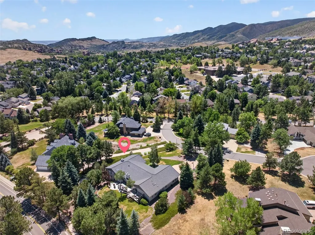 8 Silver Aspen Littleton CO 80127