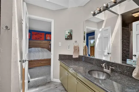 8 Silver Aspen Littleton CO 80127