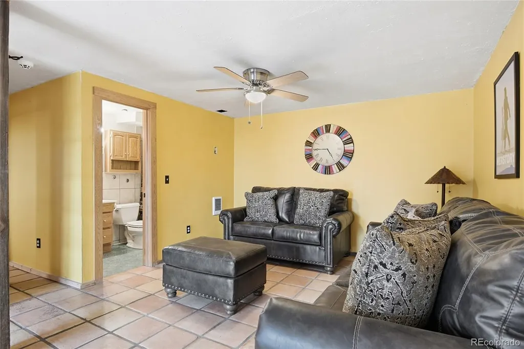 6928 Weasel Way Evergreen CO 80439