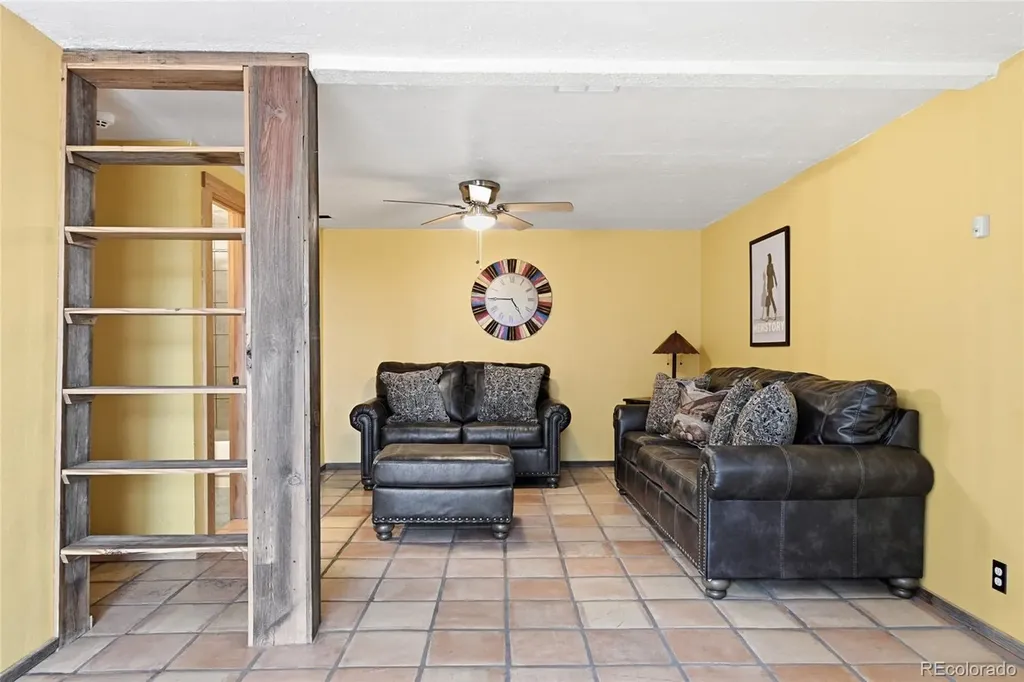 6928 Weasel Way Evergreen CO 80439