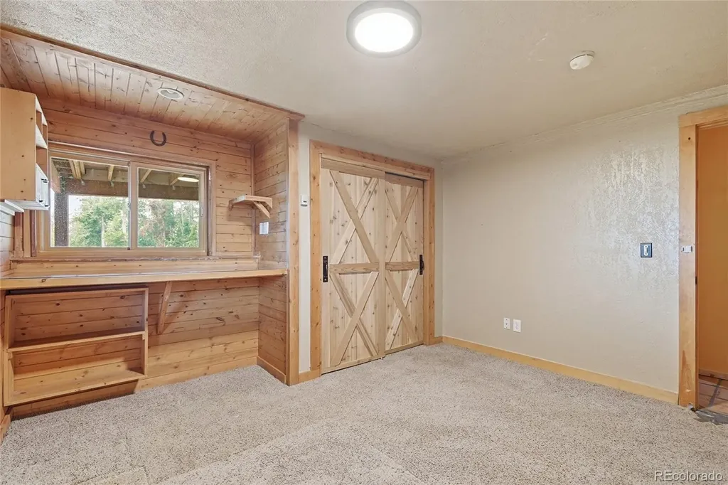 6928 Weasel Way Evergreen CO 80439