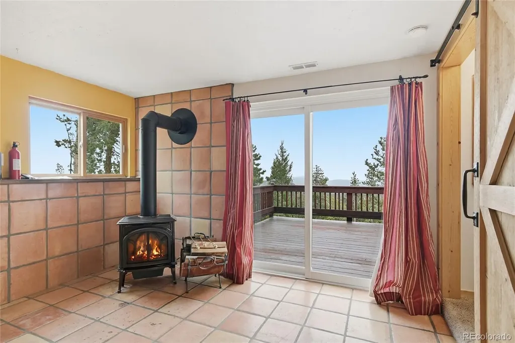 6928 Weasel Way Evergreen CO 80439