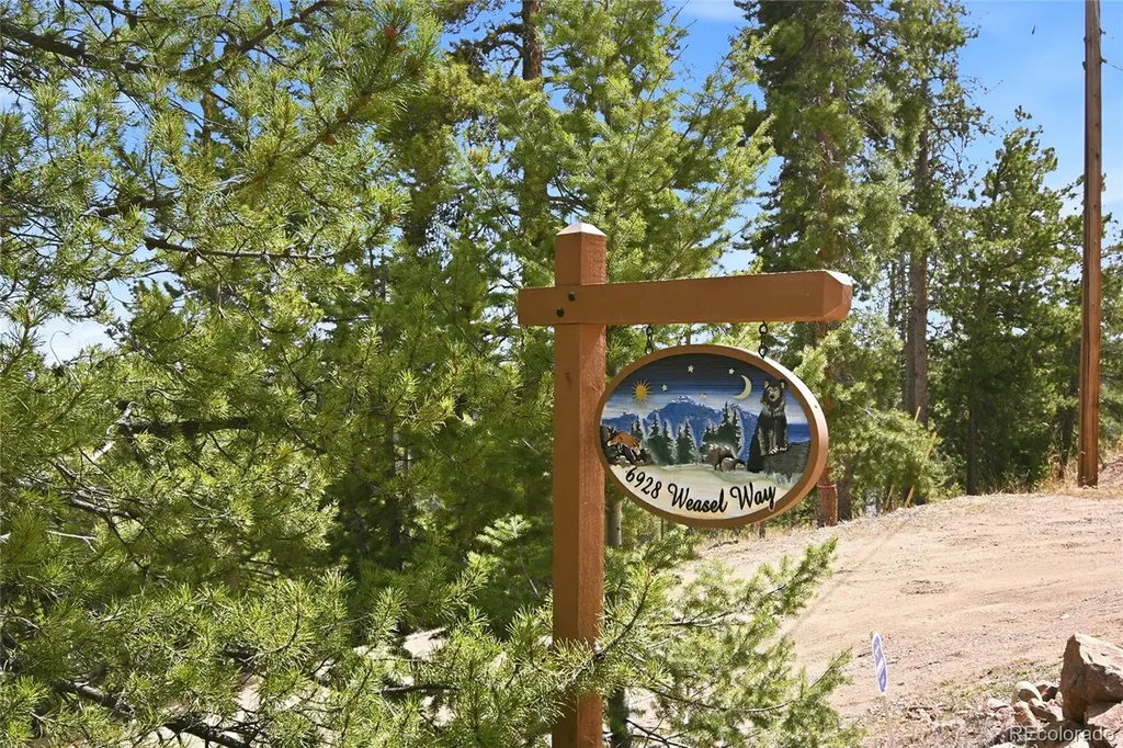 6928 Weasel Way Evergreen CO 80439
