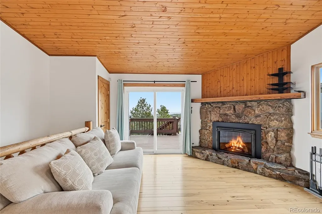 6928 Weasel Way Evergreen CO 80439