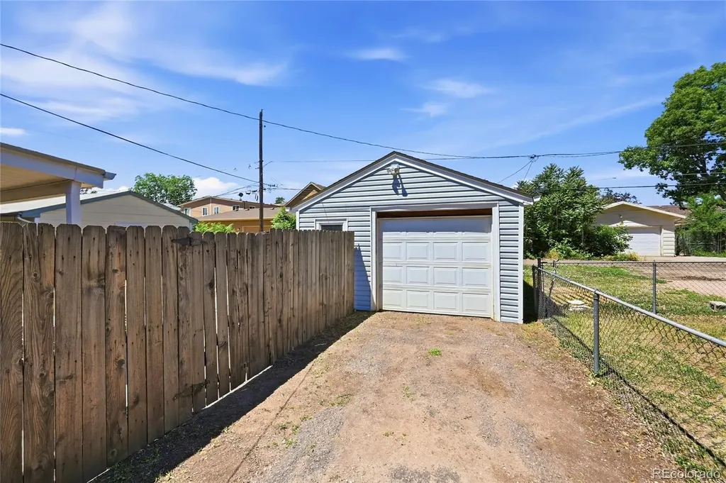 3025 S Delaware Street Englewood CO 80110