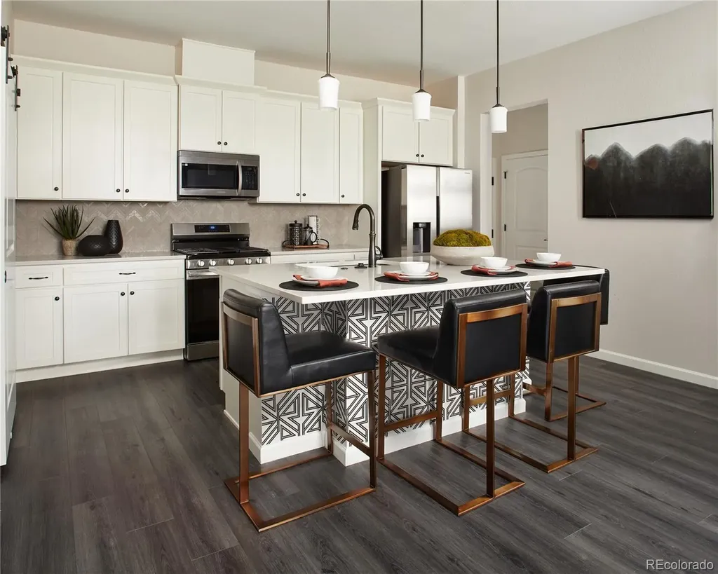 6153 N Ceylon Street Denver CO 80249