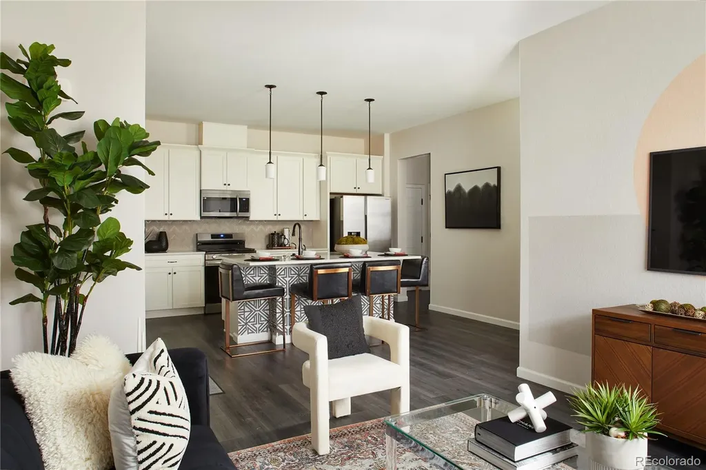 6153 N Ceylon Street Denver CO 80249