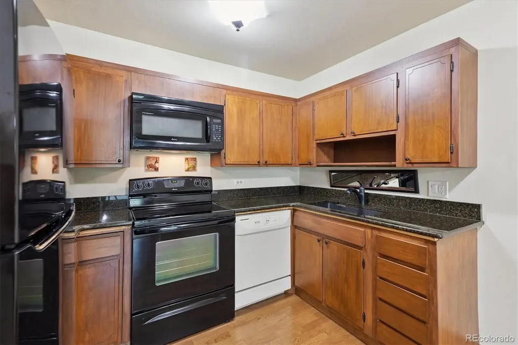 725 S Clinton Street Denver CO 80247