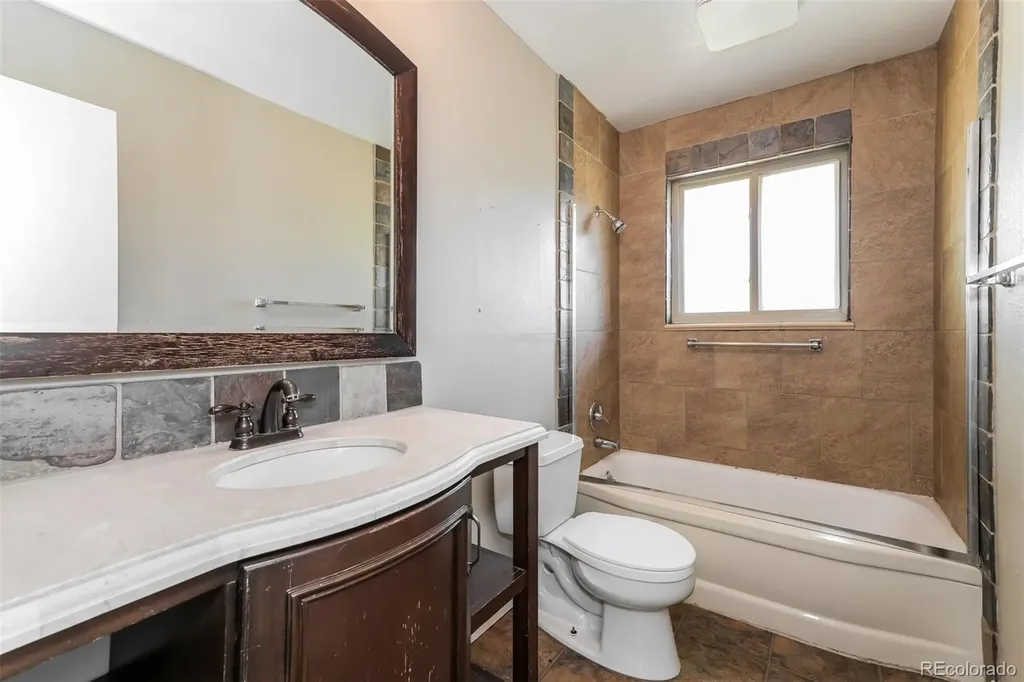 1836 E Mineral Avenue Littleton CO 80122