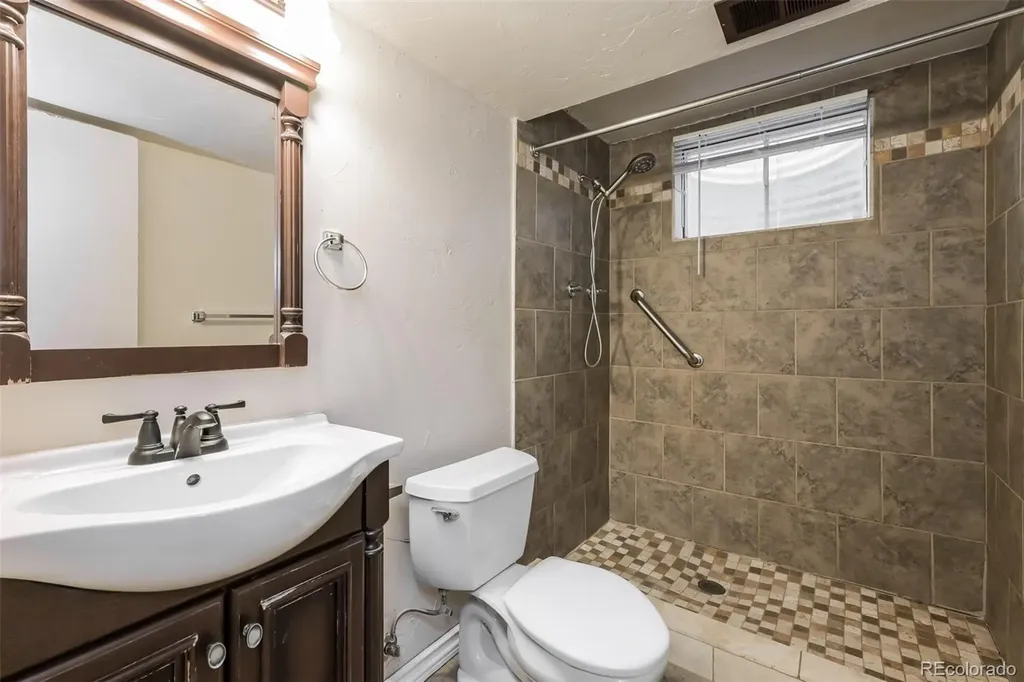 1836 E Mineral Avenue Littleton CO 80122
