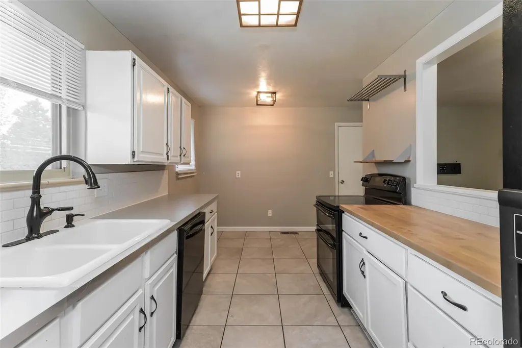 1836 E Mineral Avenue Littleton CO 80122