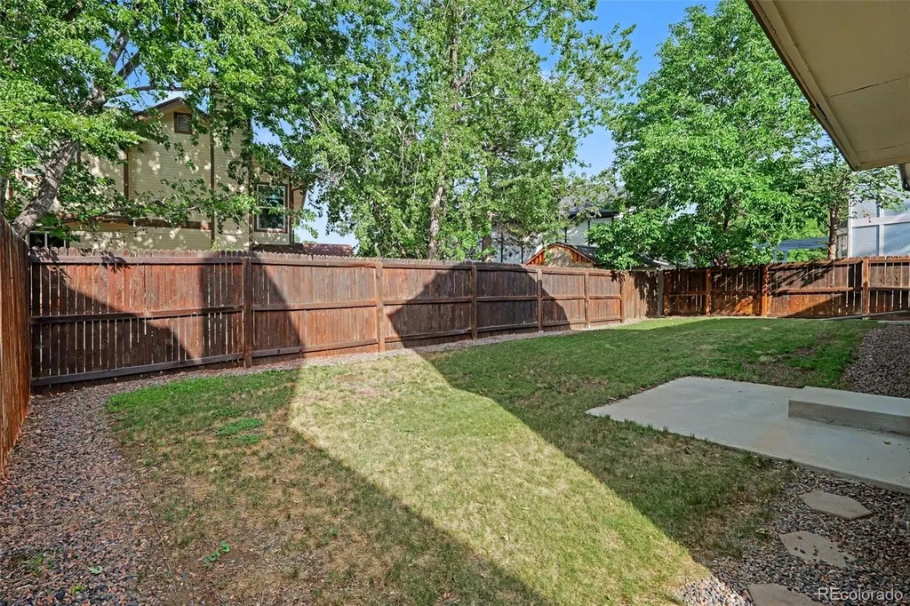 4886 S Argonne Street Aurora CO 80015