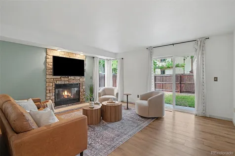 4886 S Argonne Street Aurora CO 80015