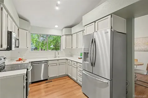 4886 S Argonne Street Aurora CO 80015