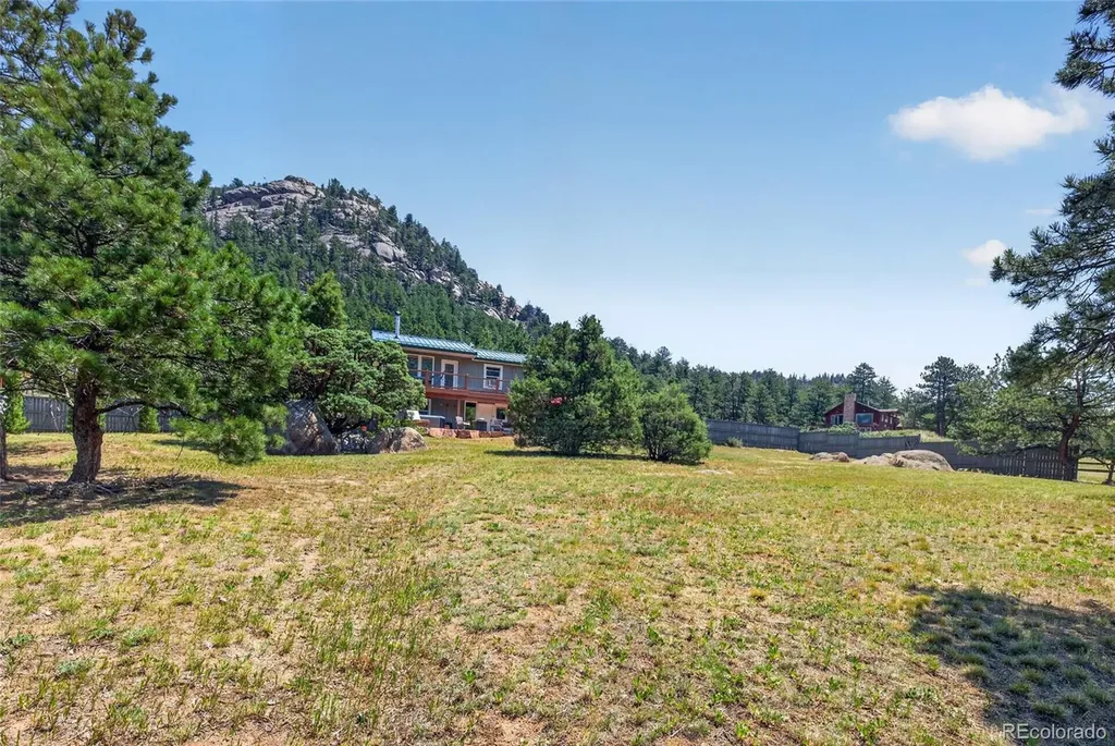 109 Button Rock Road Lyons CO 80540