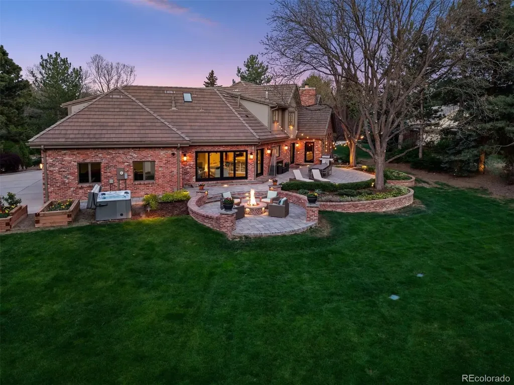 15 Mockingbird Lane Englewood CO 80113