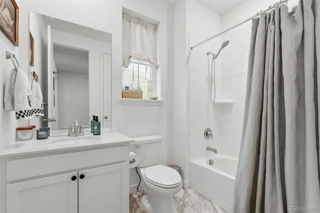 24412 E Evans Drive Aurora CO 80018