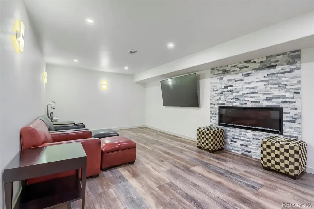 2500 Greensborough Drive Highlands Ranch CO 80129