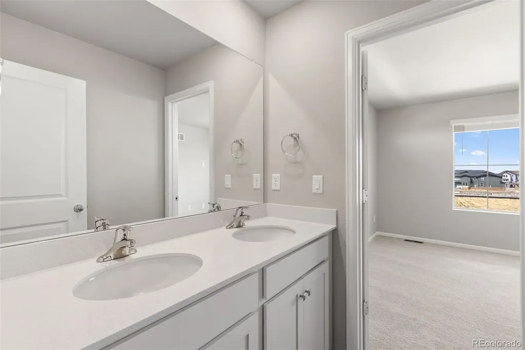 24116 E 53rd Drive Aurora CO 80019