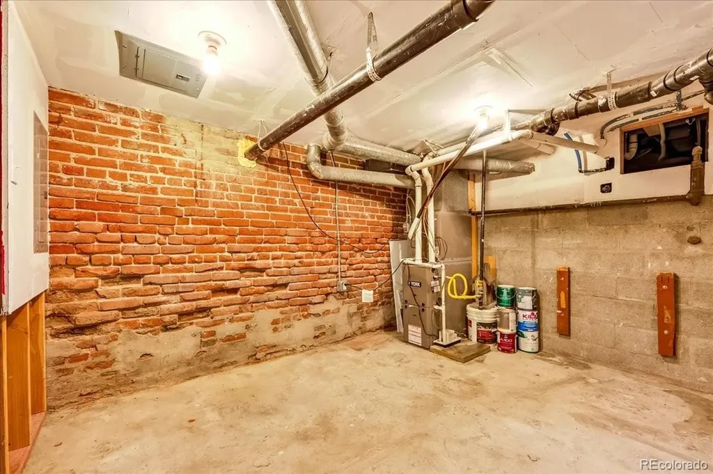 3317 Navajo Street Denver CO 80211