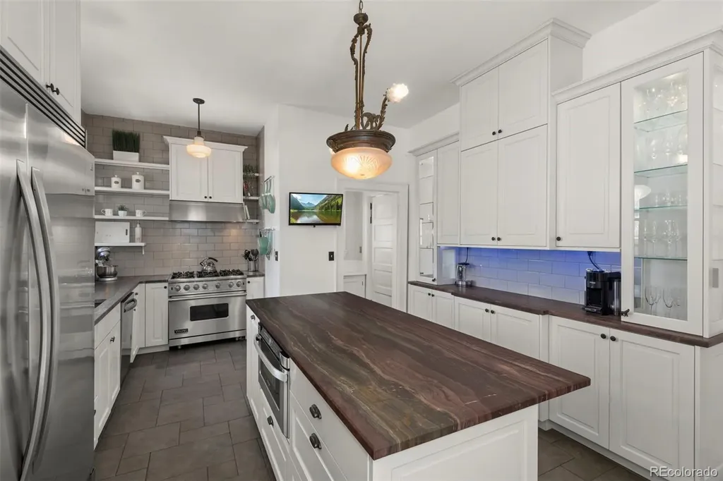1351 N Franklin Street Denver CO 80218