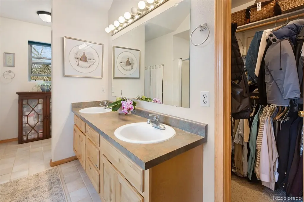 996 Spring Valley Drive Divide CO 80814