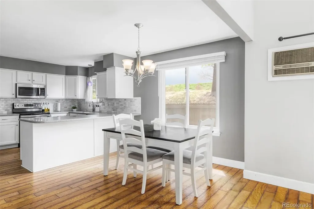 552 W Jamison Place Littleton CO 80120