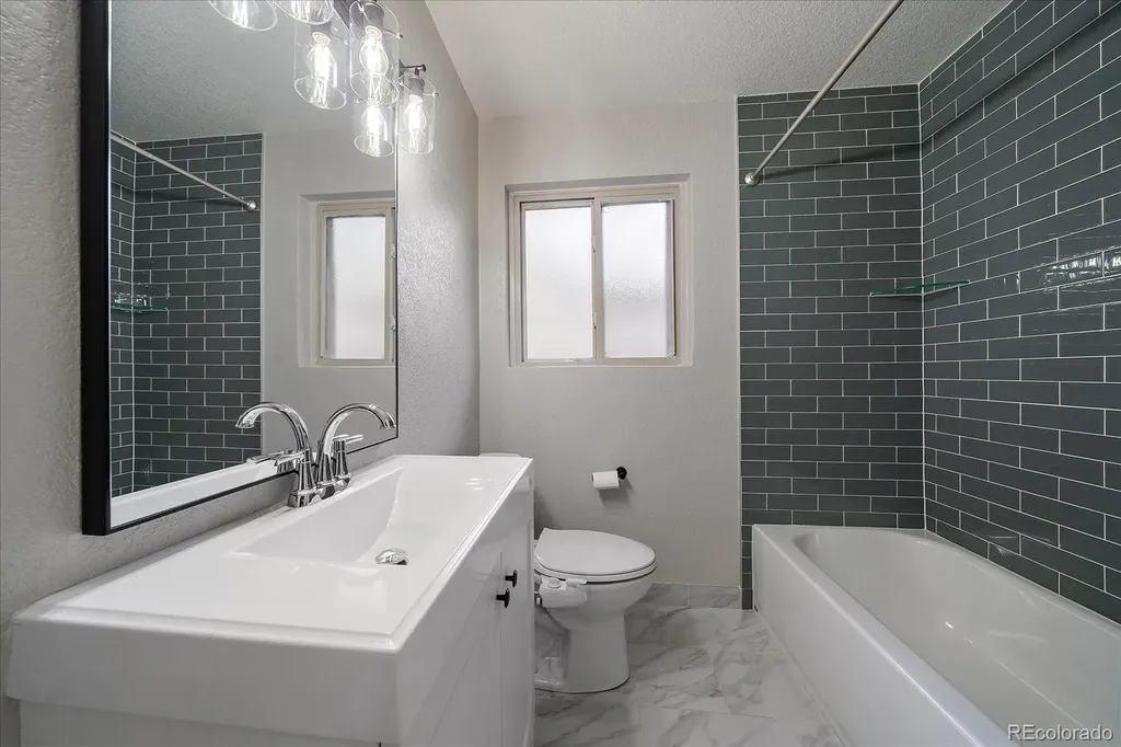 1320 S Jay Street Lakewood CO 80232