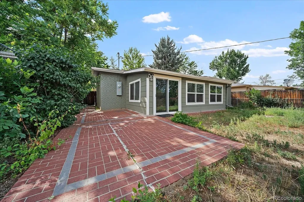 1320 S Jay Street Lakewood CO 80232