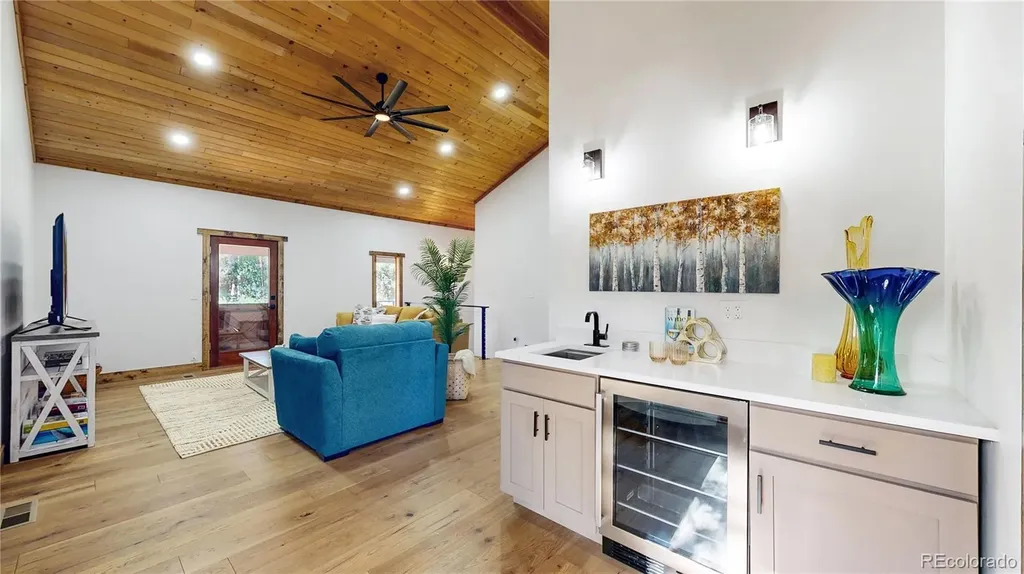 900 Tallaqua Drive Grand Lake CO 80447