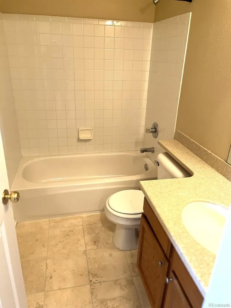 19050 E Crestridge Circle Aurora CO 80015