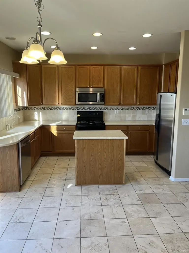 19050 E Crestridge Circle Aurora CO 80015