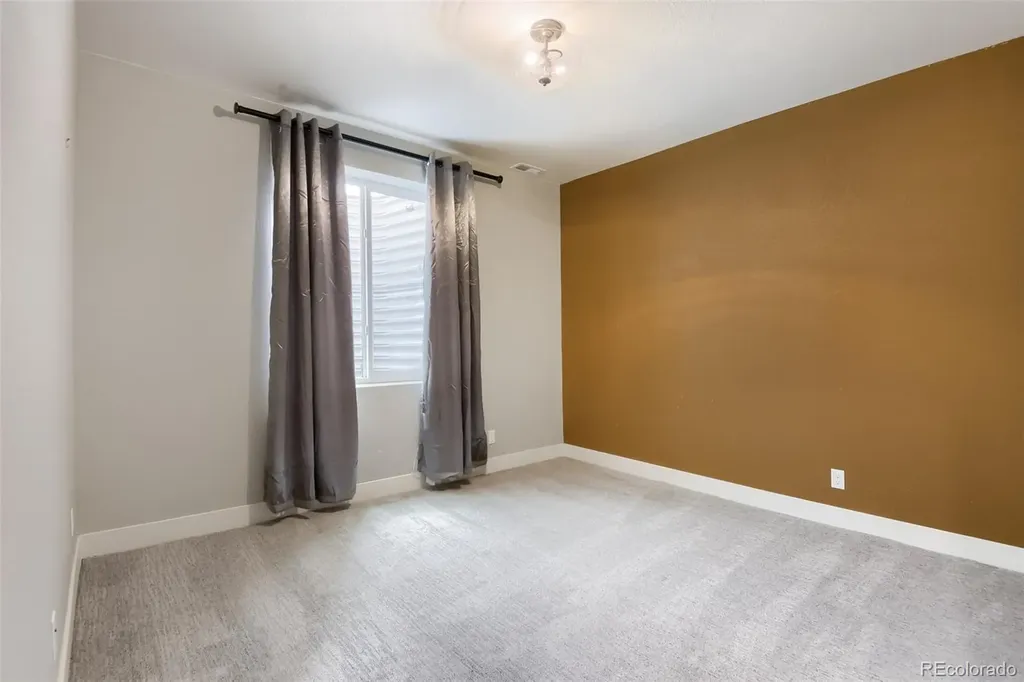 21900 E 46th Place Aurora CO 80019