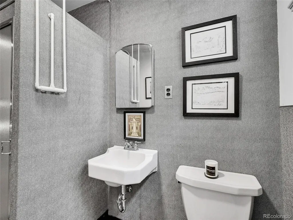 4677 E Hampden Avenue Denver CO 80222