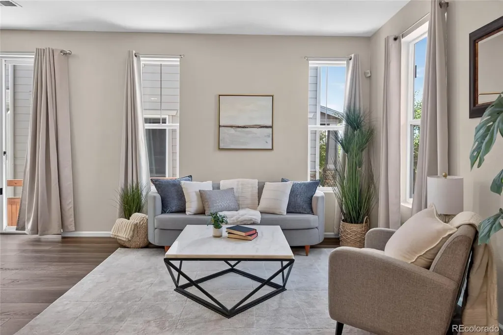 21719 E Quincy Circle Aurora CO 80015