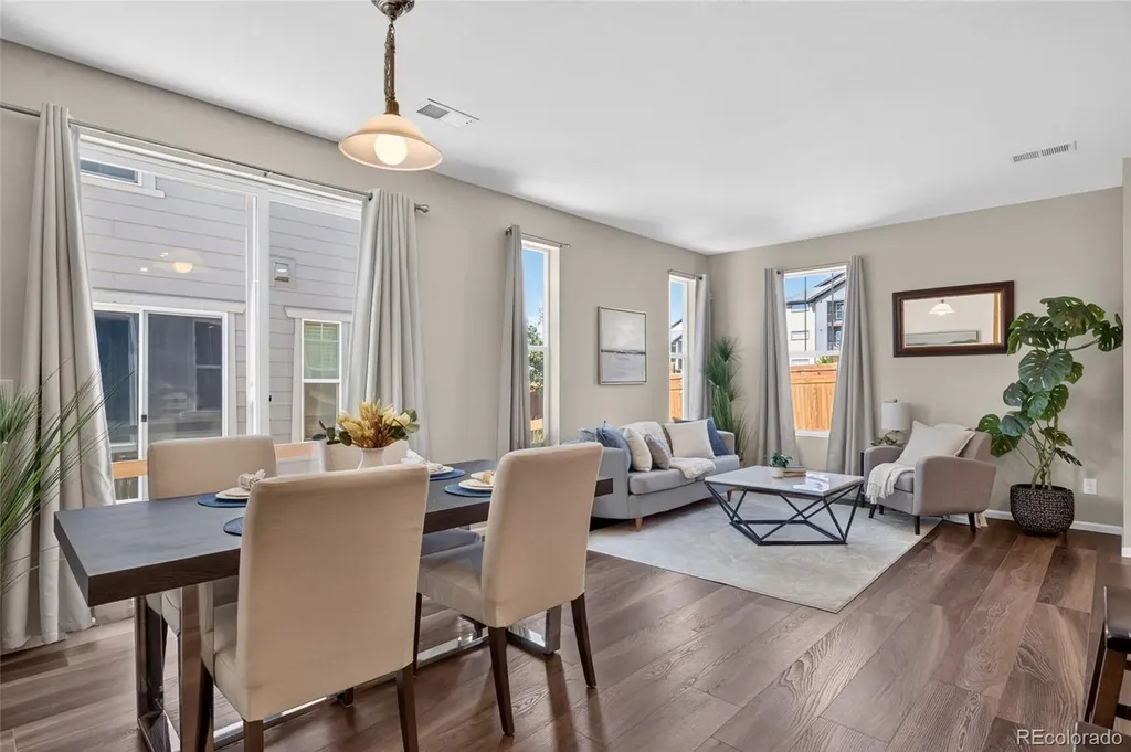 21719 E Quincy Circle Aurora CO 80015
