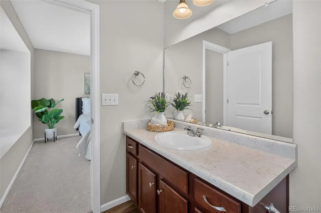 21719 E Quincy Circle Aurora CO 80015